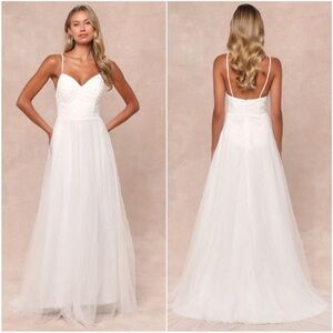 LULUS Pearl Beaded Floral Embroidery Lace Tulle Sleeveless Gown With Train XL